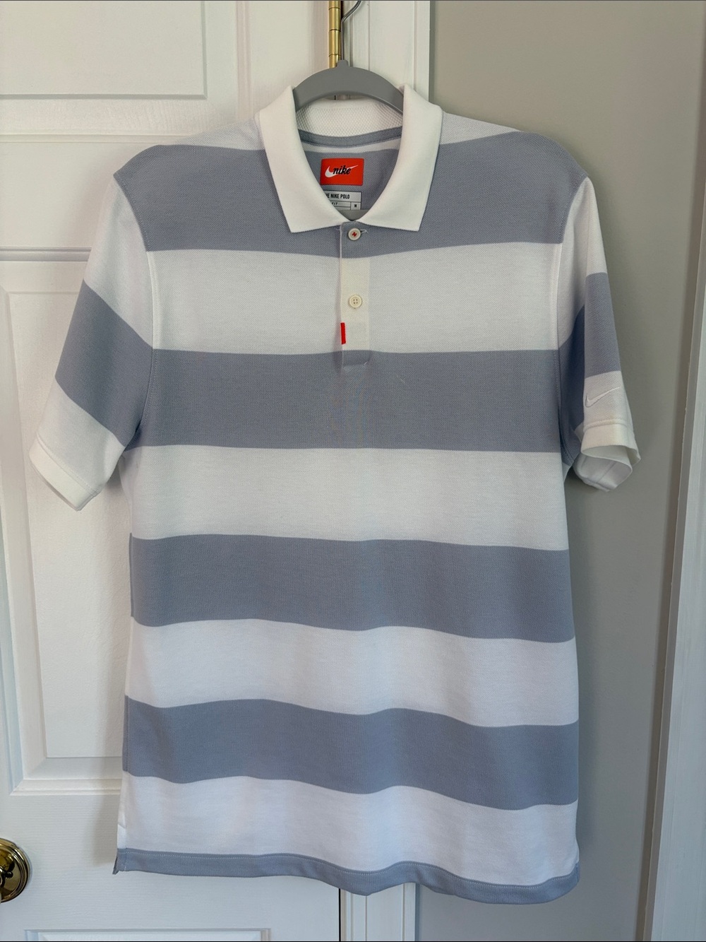 Nike Men’s White & Light Gray Wide-Stripe Polo